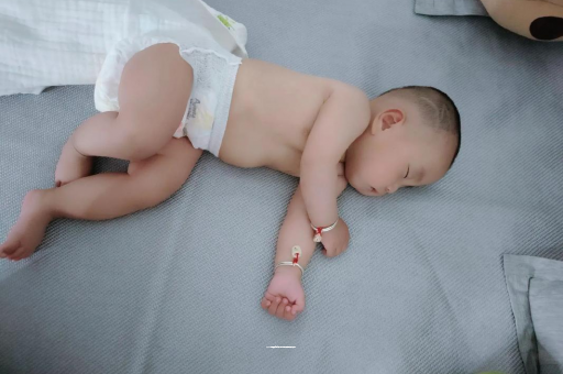 白城宝宝口水多怎么回事